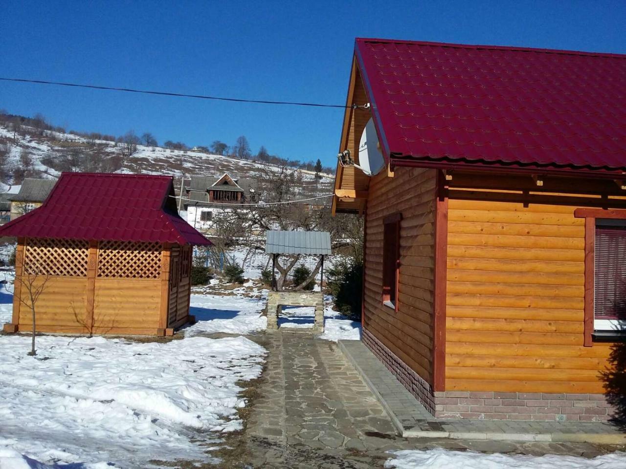 смерековий двір *